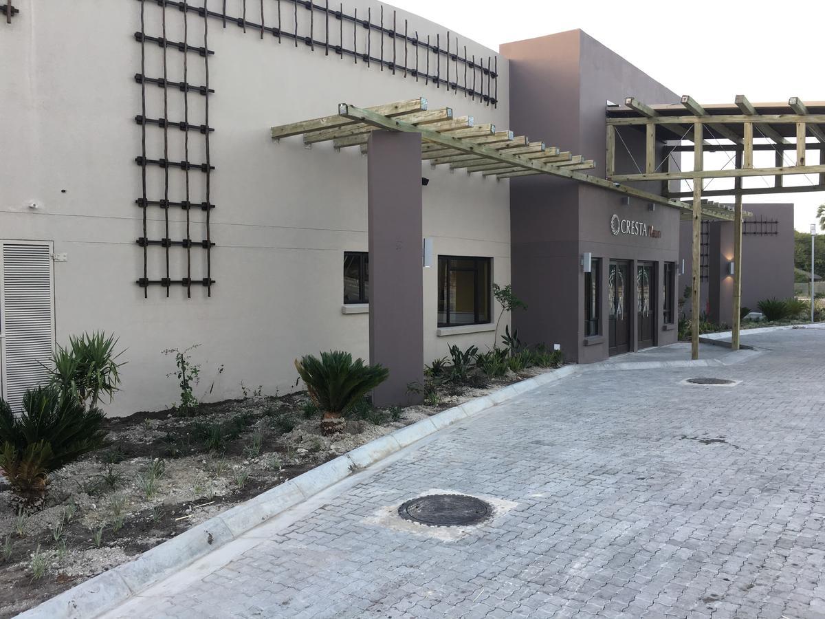 Cresta Maun Hotel Exterior photo